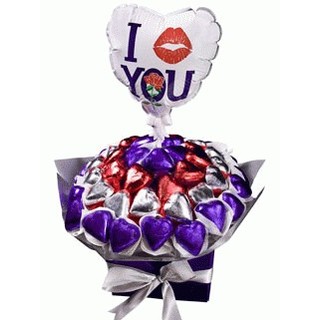 Sweet Love - Valentines Day Gift - FREE BALLOON